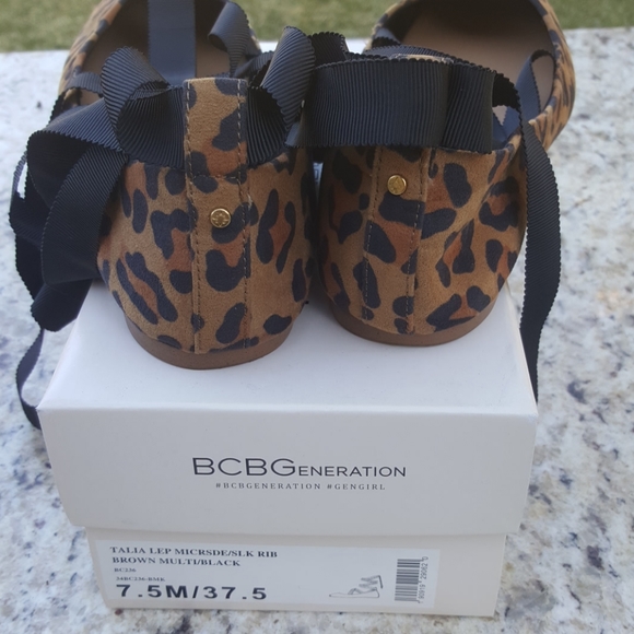 Bcbg ballerina leopard flats - Picture 3 of 5